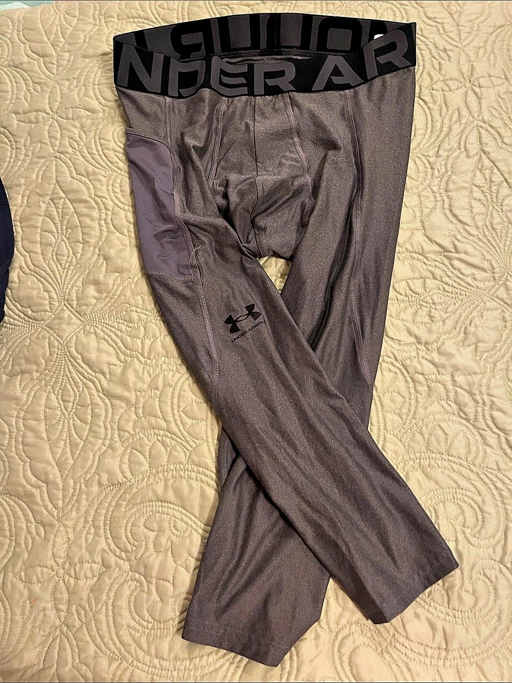 Under Armour HeatGear Armour Compression calf length Leggings Gray YL